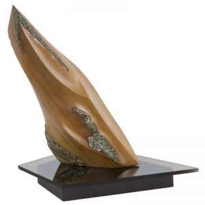 Fecioara-sculptura-romeo-moldovan